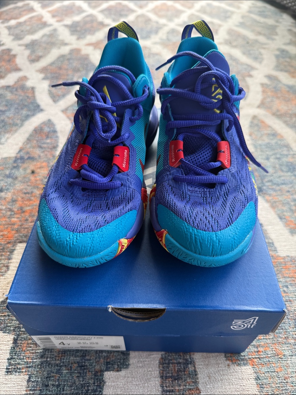 Nike Giannis Immortality Kids Sneakers in Purple & Teal size 4 Y - Picture 4 of 7